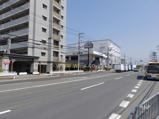 敷地南側前面道路