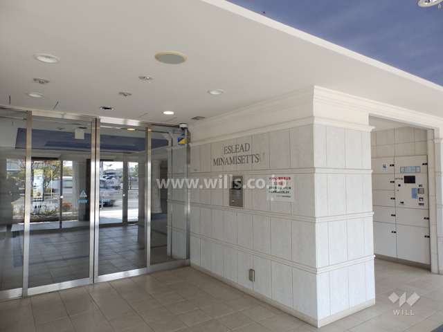 メインエントランス※オートロック付きです。