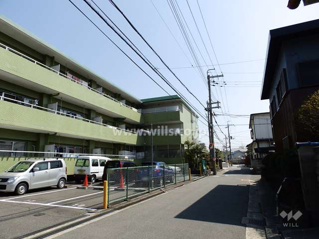 敷地南西側前面道路(北西側から)