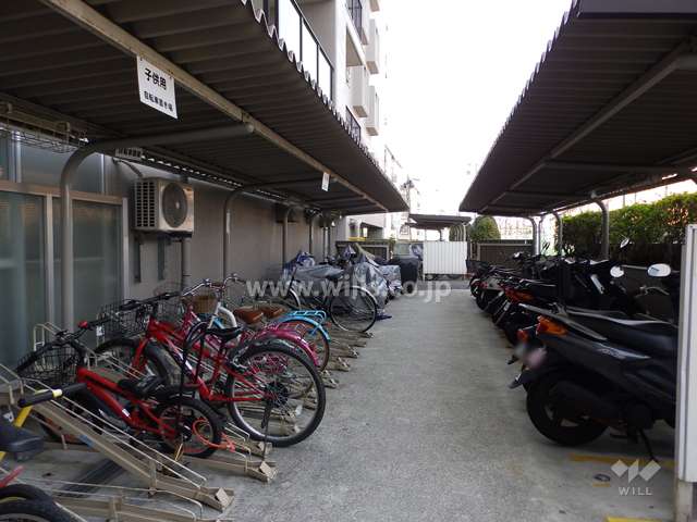 駐輪場