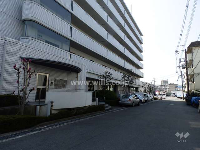 敷地北側前面道路