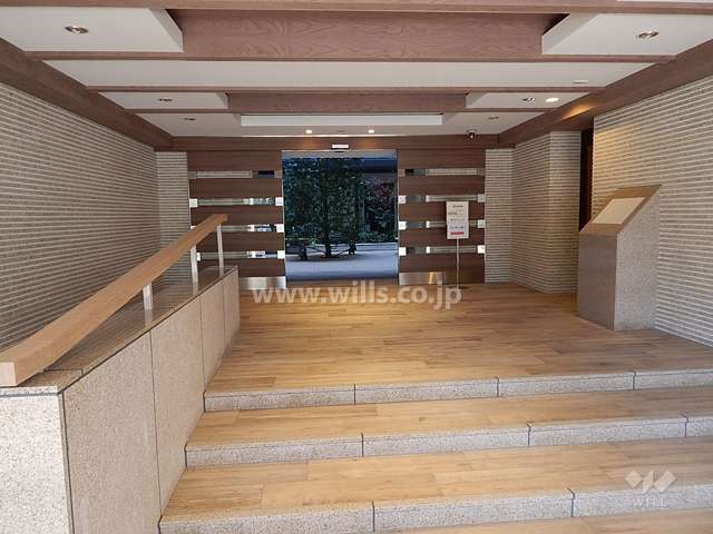 エントランスホール