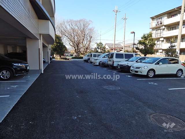 敷地内駐車場（屋内・屋外平面式）