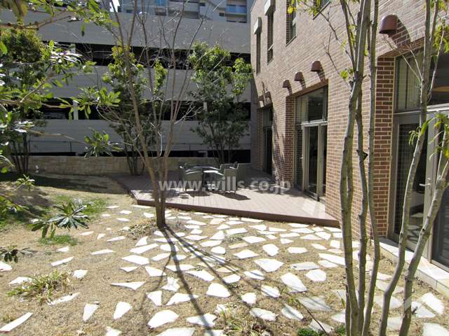 サニーホールのテラス