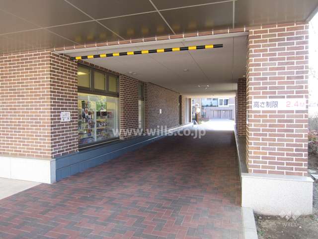 サニーホール横の通路