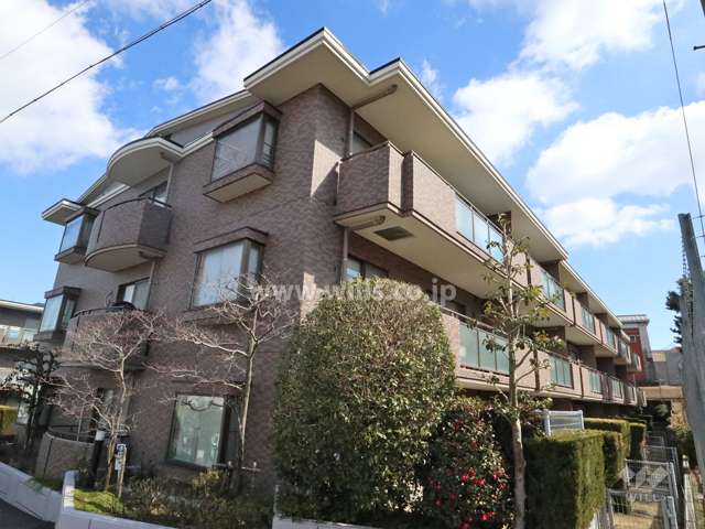 覚王山パークハウス弐番館の外観(南西側から)