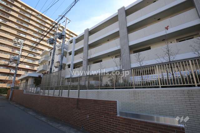 エヌヴィ神戸本山の外観（北西側から）