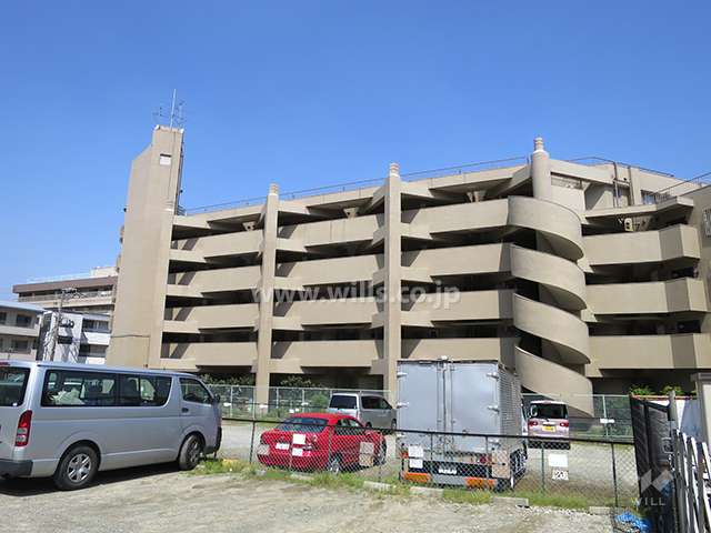 ベルメゾン宝塚の外観（南西側から）