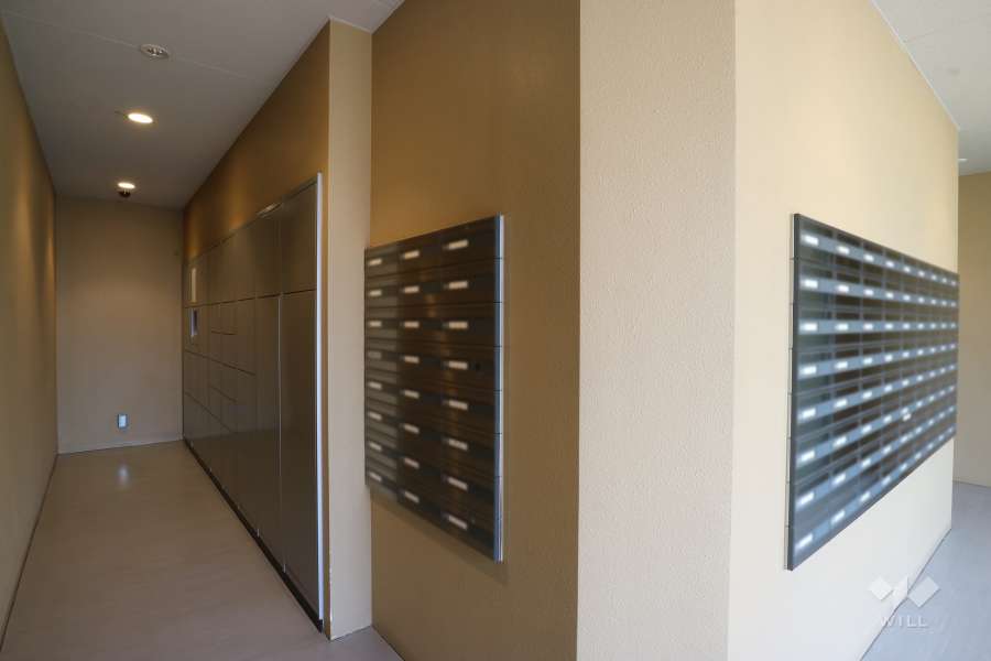 共用ポストと宅配ボックス