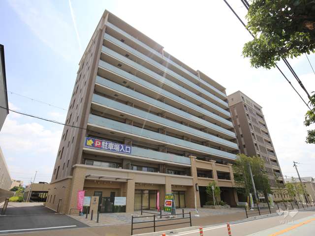 サンメゾン宝塚エルドの外観（南西側から）