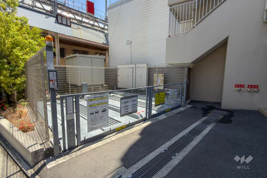 敷地内駐車場（屋外機械式）