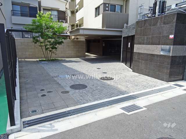 エントランスアプローチ