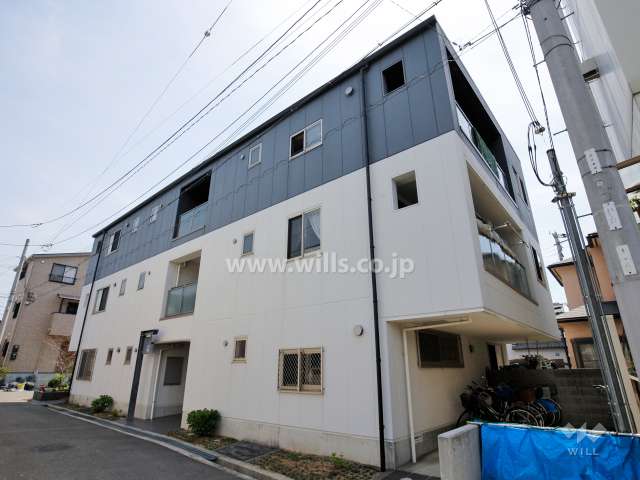 ドルフ高松の外観（北西側から）