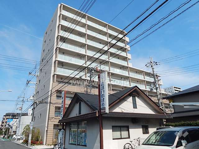 ザ・パークハウス塚口町一丁目の外観（南西側から）