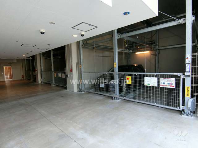 敷地内駐車場(屋内機械式)