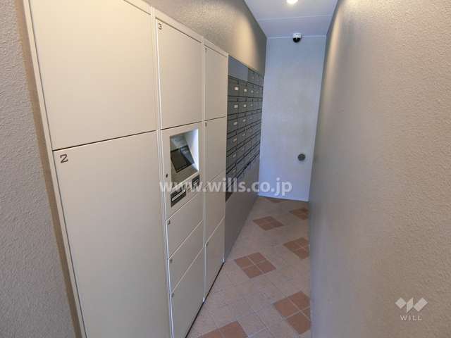 宅配ボックスと共用ポスト