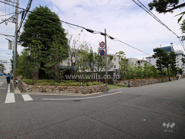 プラウド芦屋平田町の外観（北西側から）