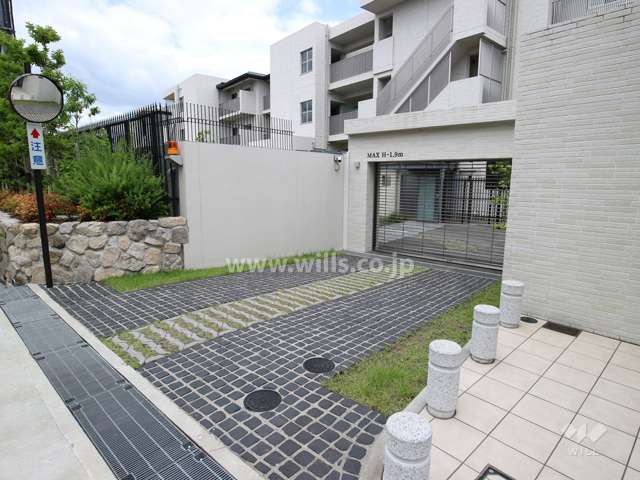 駐車場入り口