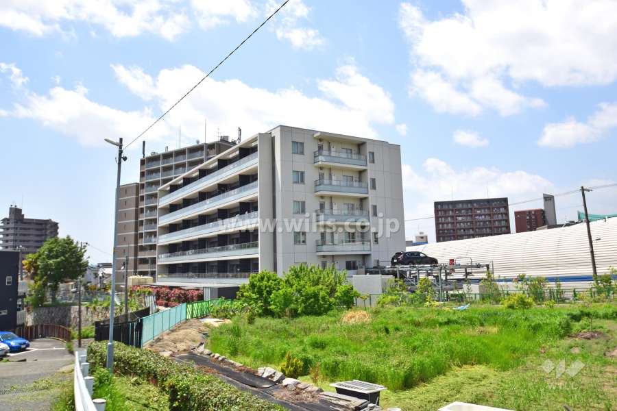 ヴィフ江坂垂水町の遠景