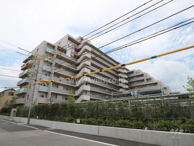 メイツブラン伊丹の外観（北東側から）