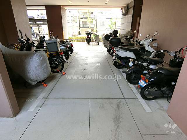 バイク置場
