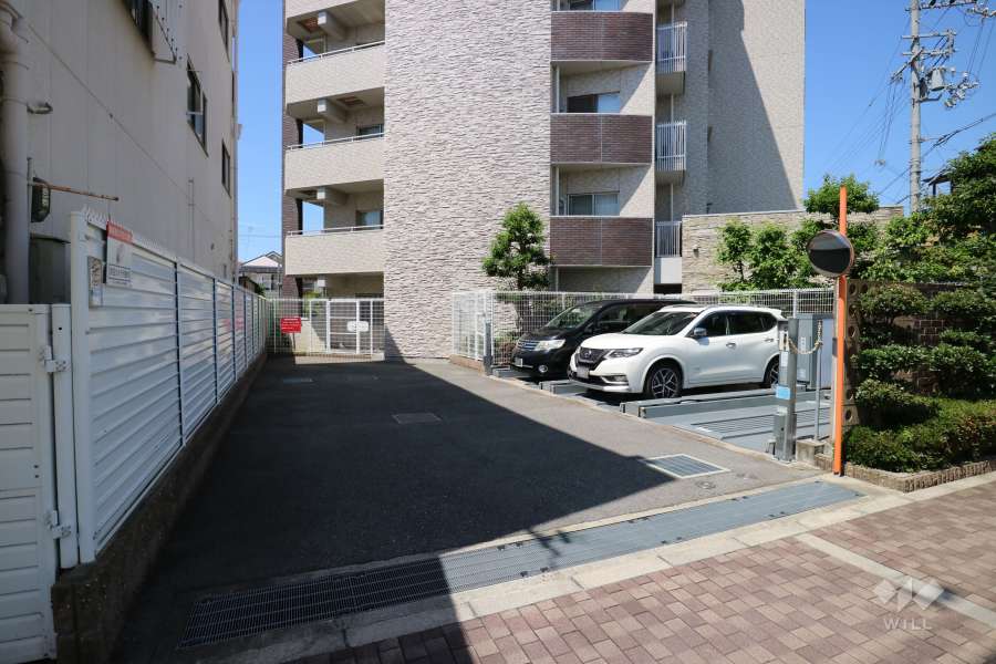 敷地内駐車場（屋外機械式）