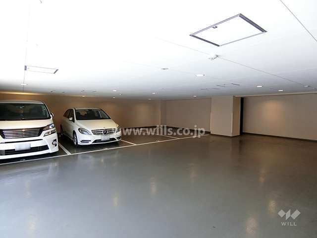 敷地内駐車場（屋内平面式）