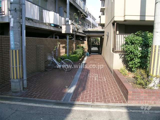 エントランスアプローチ