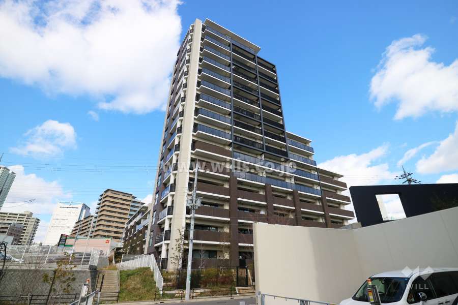 ロジュマン千里中央の外観（南西側から）