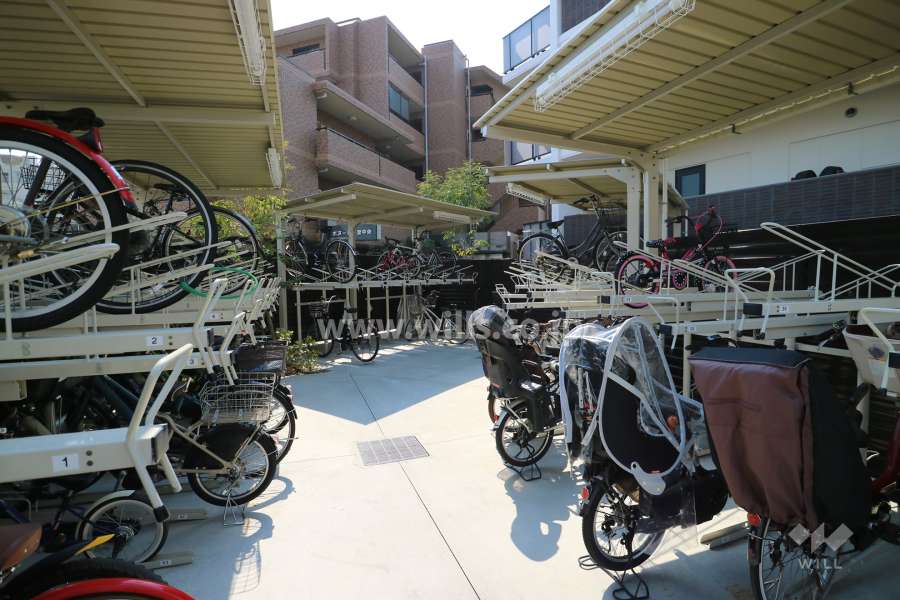 駐輪場