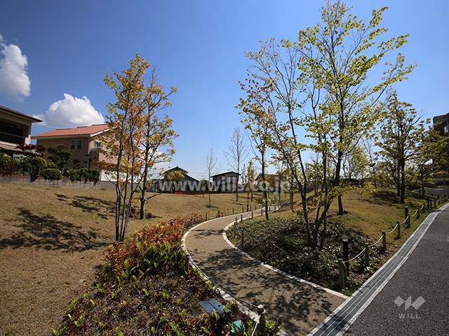 G棟の北側の公園