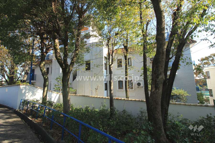 ベルシャトー高峰C2棟の外観（北西側から）