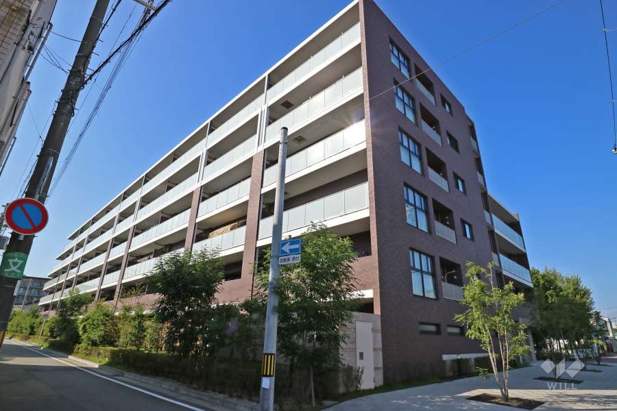 クレヴィア甲子園マンションの外観（南側から）