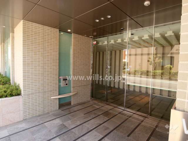 エントランス（オートロック付き）