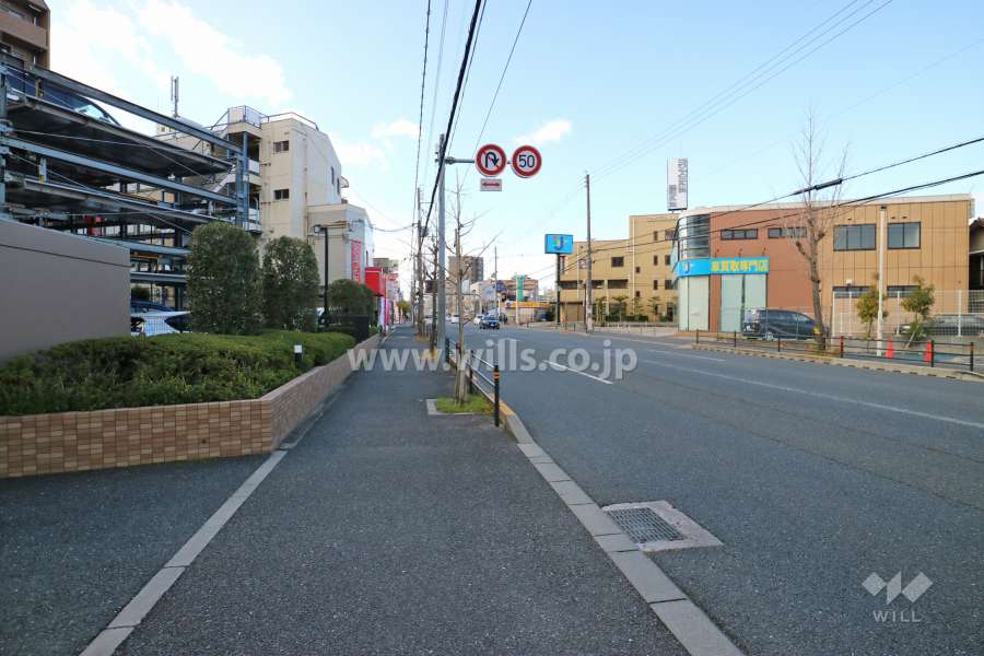 敷地北側の前面道路（国道171号線）