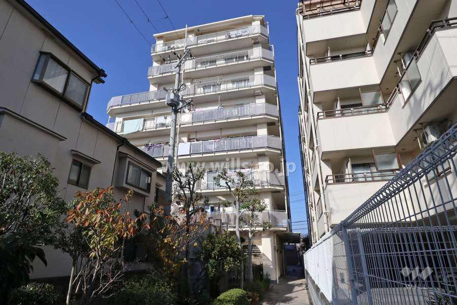 アクタの外観(南側から)