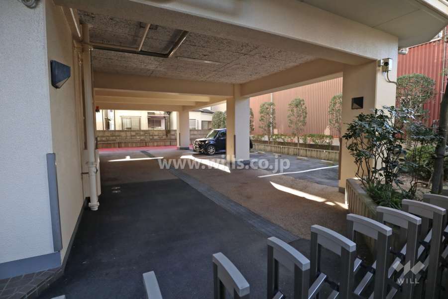 敷地内駐車場（屋外平面式）