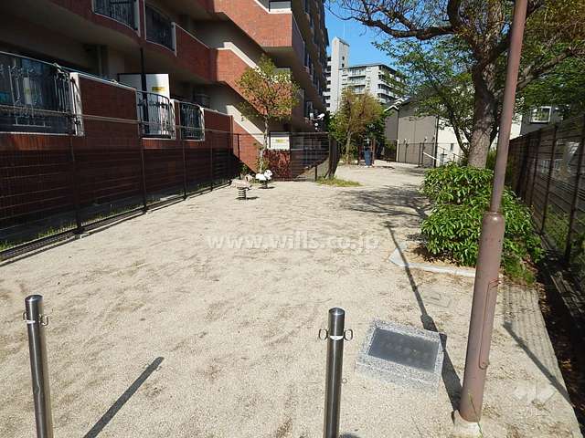 敷地に隣接する公園