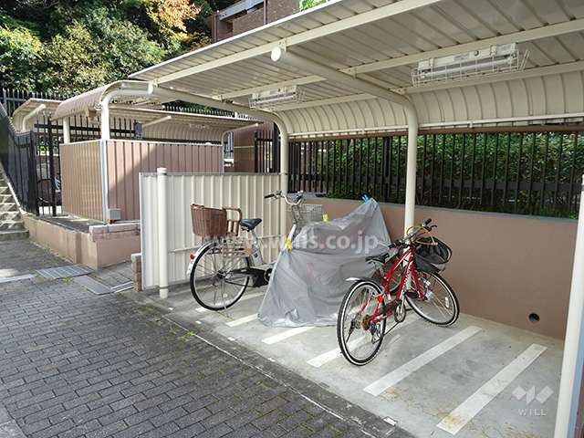 駐輪場-(2)
