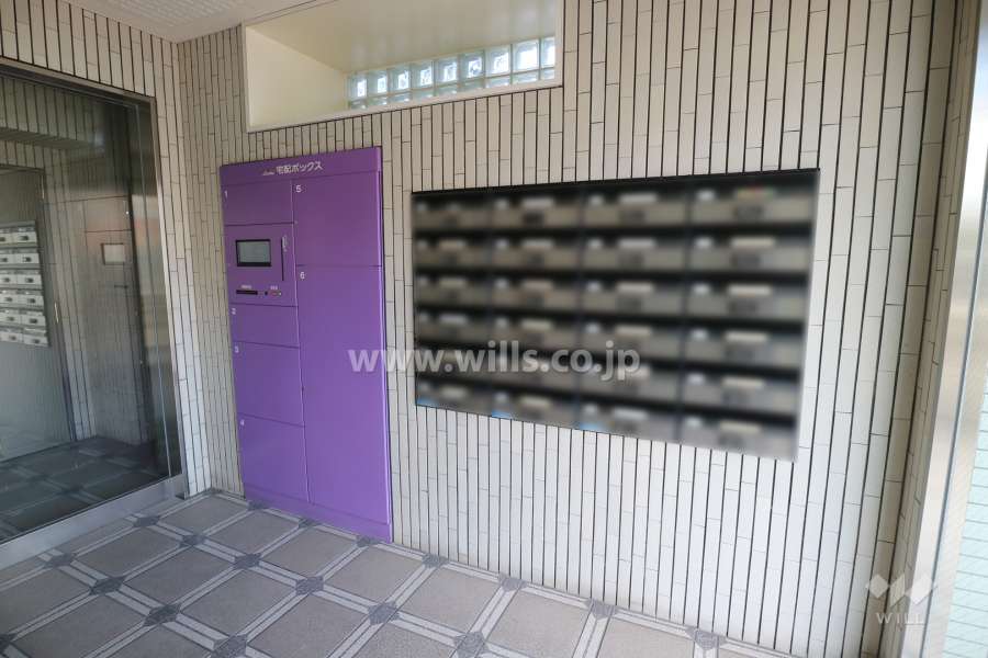 共用ポストと宅配ボックス