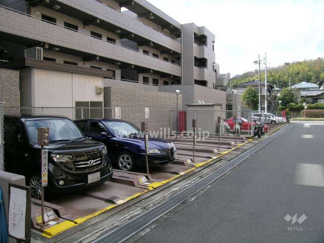 敷地内駐車場（機械式）