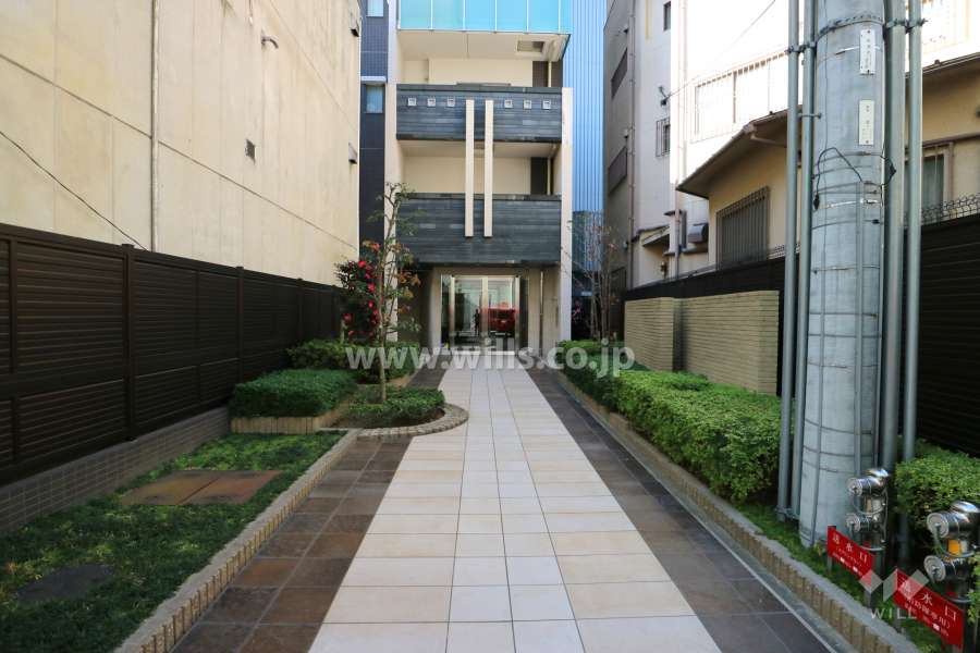 エントランスアプローチ