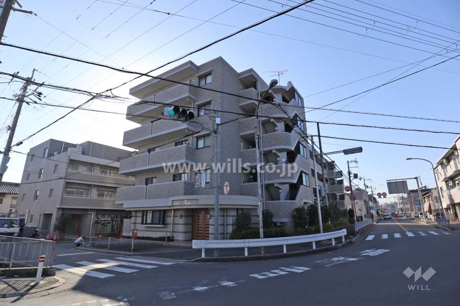 エスリード高槻の外観(北東側から)