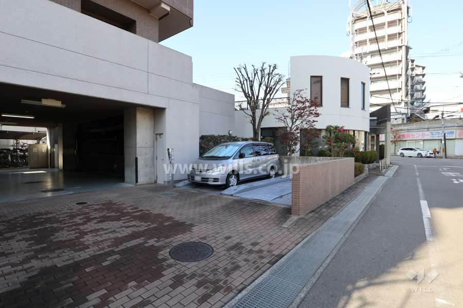 敷地内駐車場（屋外機械式）