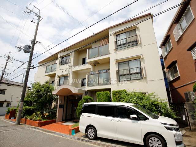 グリーンエクセル高槻の外観（東側から）