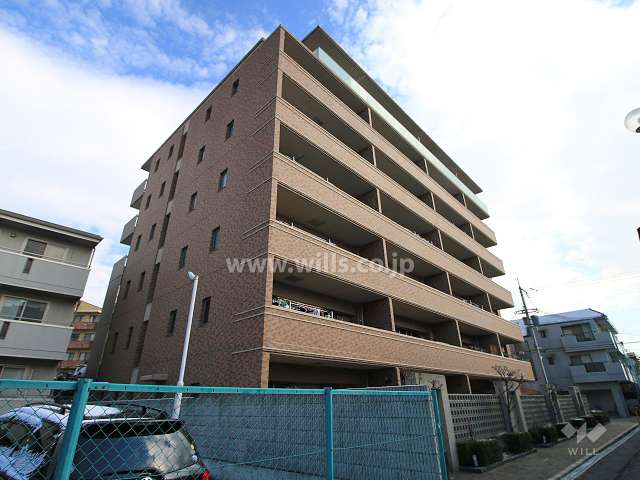 クレアガーデン高槻松風館の外観（南西側から）