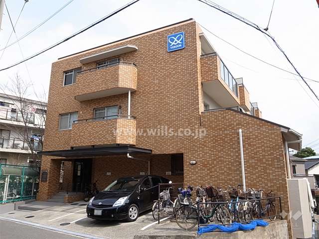 ヴェルドール豊中栗ケ丘の外観（西側から）