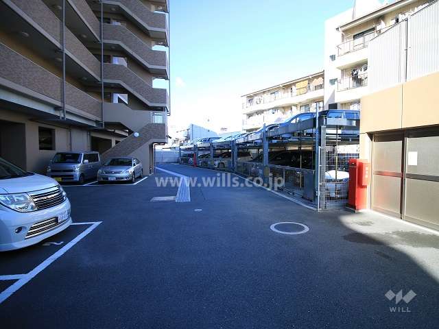 敷地内駐車場（屋外）