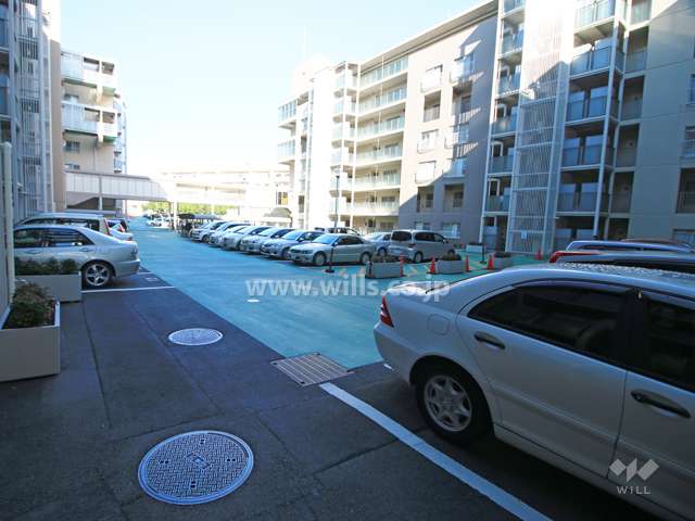 敷地内駐車場（屋外平面式）