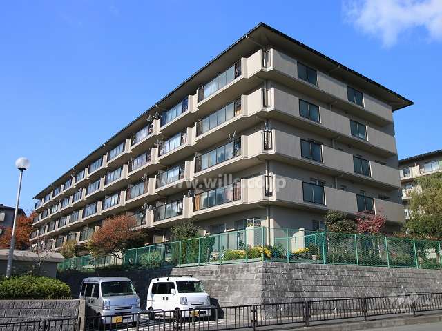 サンヴェール高槻3棟外観（南東側から）